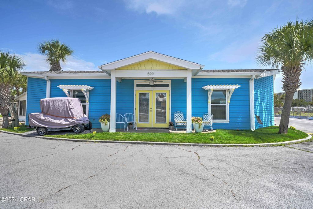 599 Seabreeze Dr, Panama City Beach, FL 32408