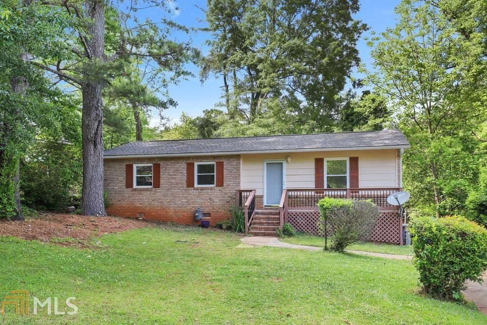 1941 Bandera Dr, Decatur, GA 30032