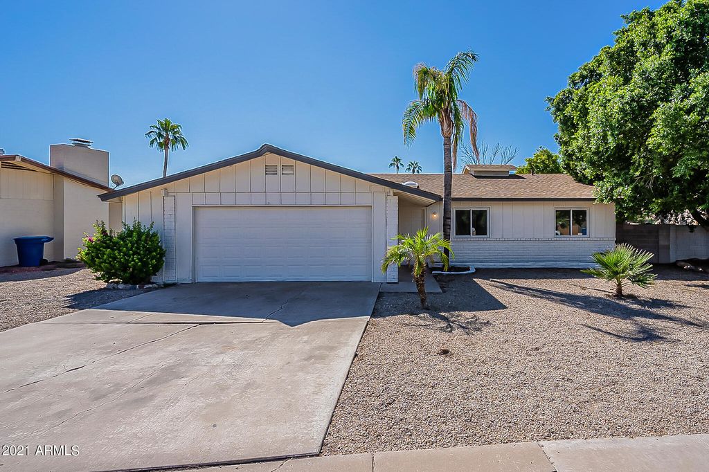 1215 W Monterey St, Chandler, AZ 85224