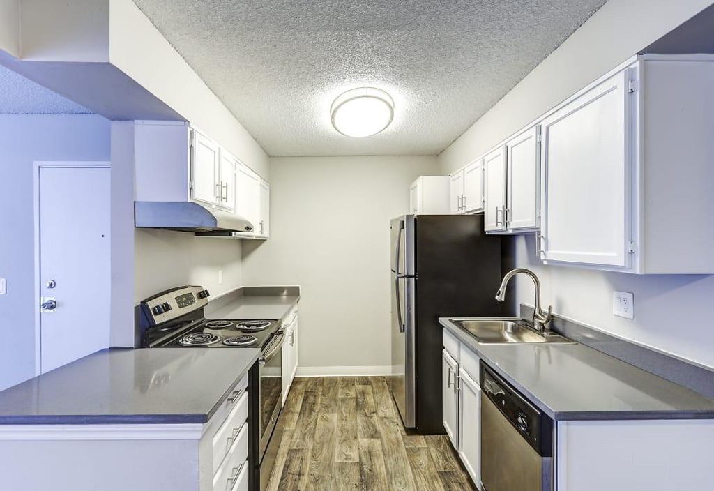 Caden Apartments in Denver, CO 80231 - 1-2 Bed, 1-2 Bath Rentals - 14