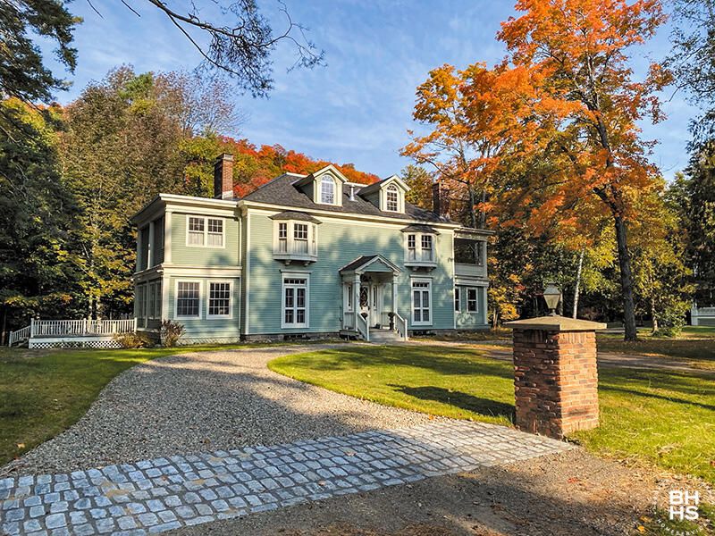 371 Park Ave, Saranac Lake, NY 12983 | MLS# 201228 | Trulia