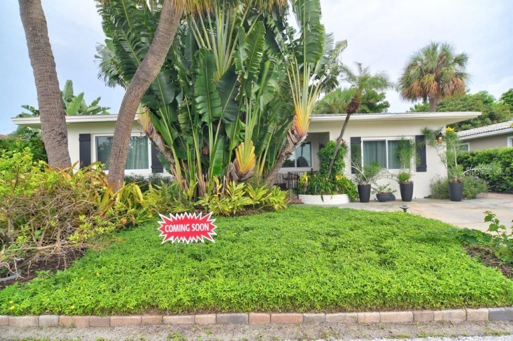 477 84th Ave, Saint Pete Beach, FL 33706