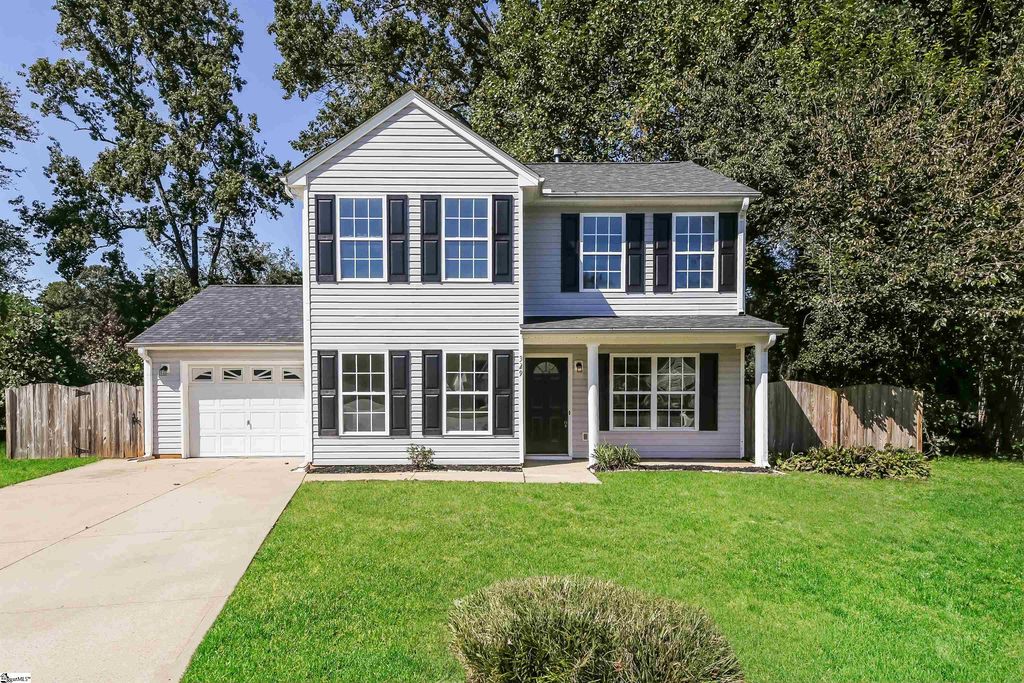 329 Steelman Dr, Inman, SC 29349