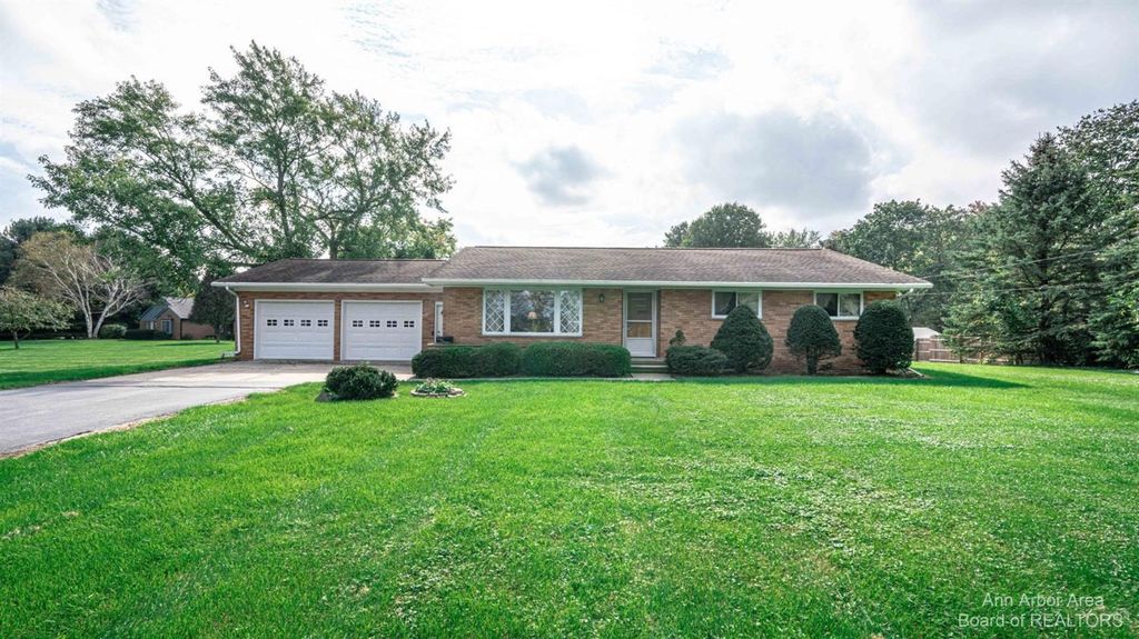 6531 Scio Church Rd, Ann Arbor, MI 48103