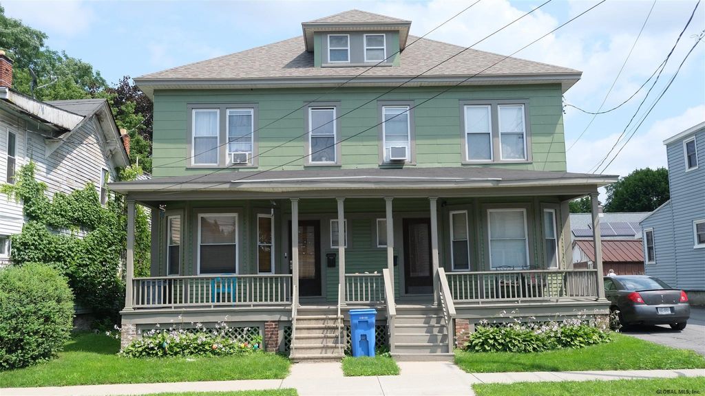 17-19 Oneida Ter, Albany, NY 12209