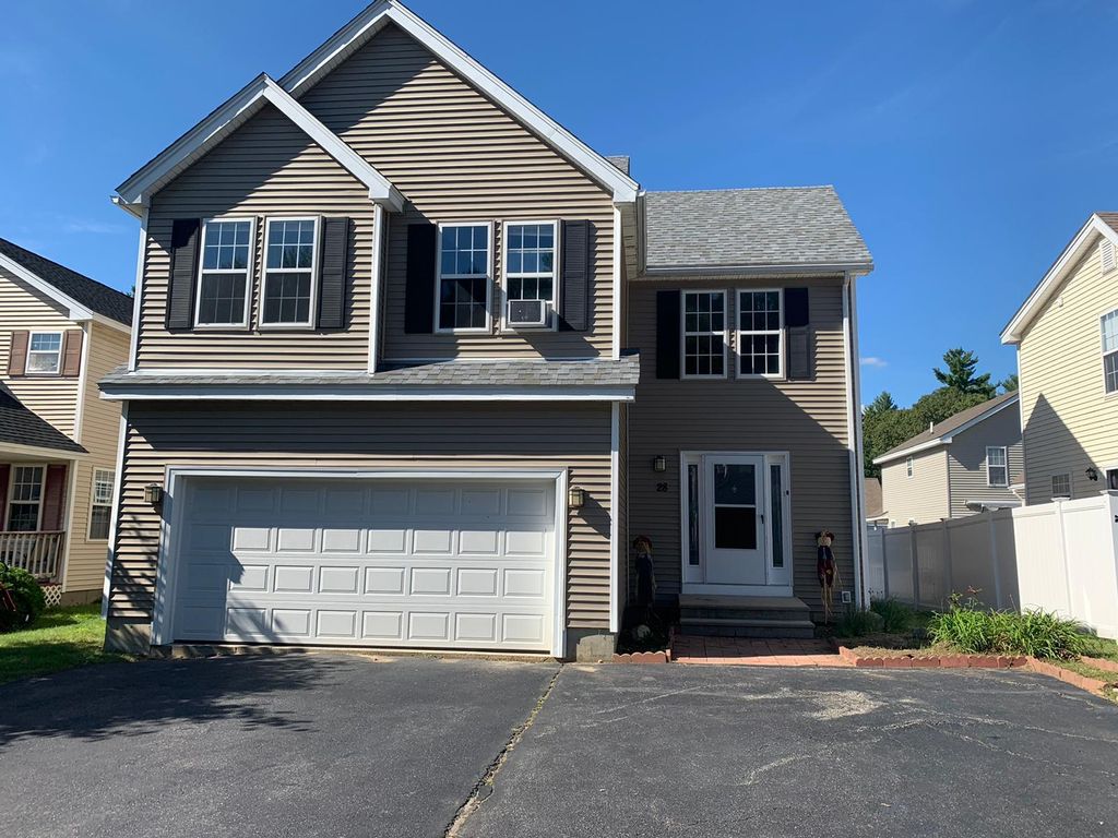 28 Violetwood Cir, Marlborough, MA 01752