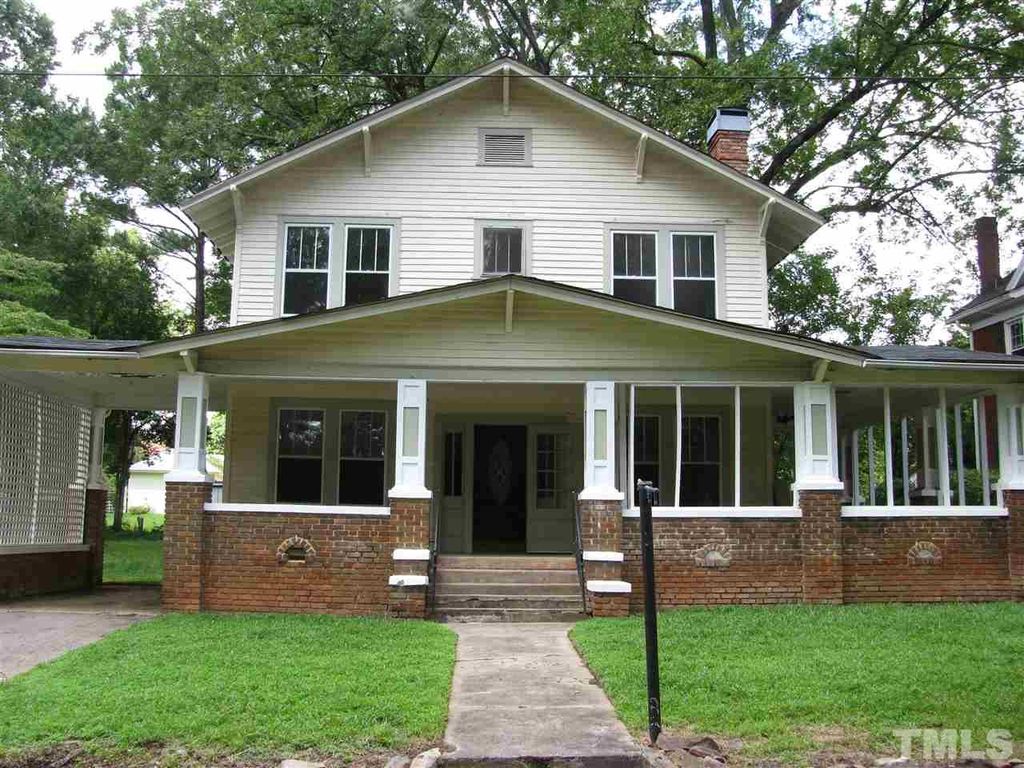 112 Wilcox St, Warrenton, NC 27589 5 Bed, 2 Bath SingleFamily Home