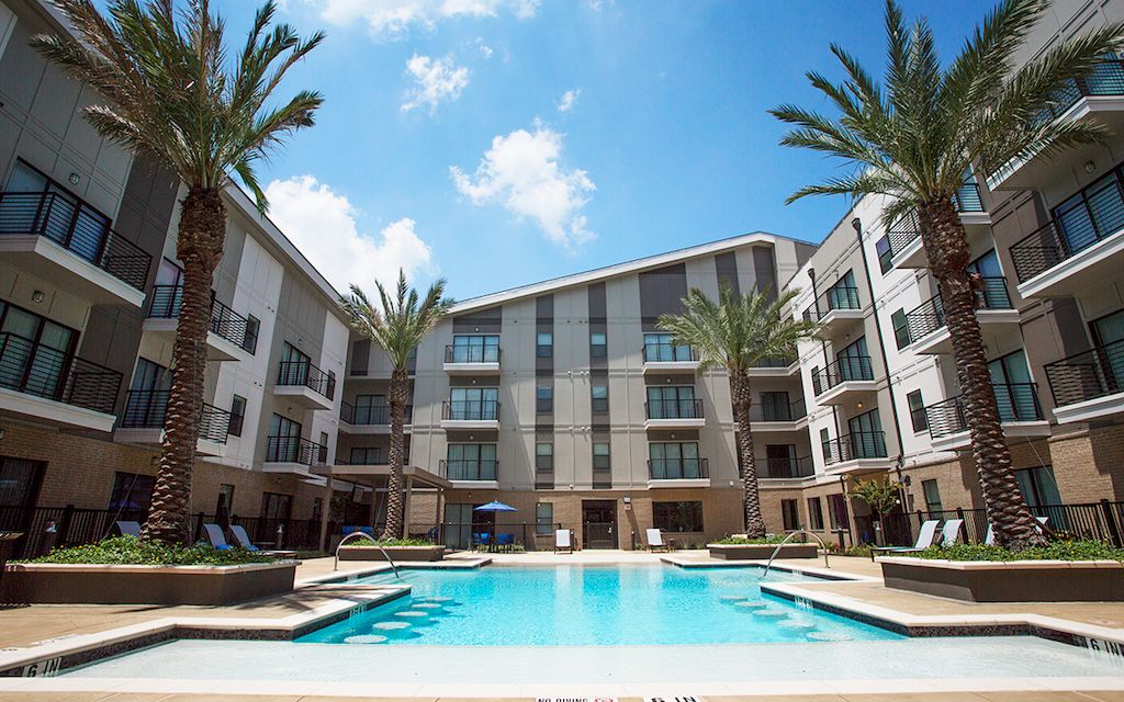 9233 Westheimer Rd, Houston, TX 77063