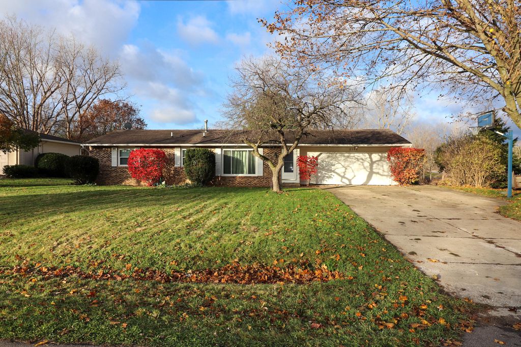 2508 Dorvin Dr, Jackson, MI 49201
