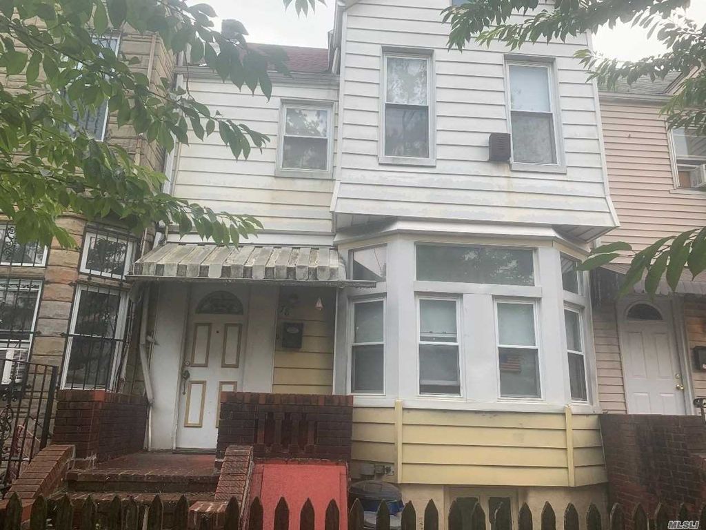 78 Weldon St, Brooklyn, NY 11208