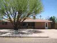 925 W Christopher Dr, Clovis, NM 88101