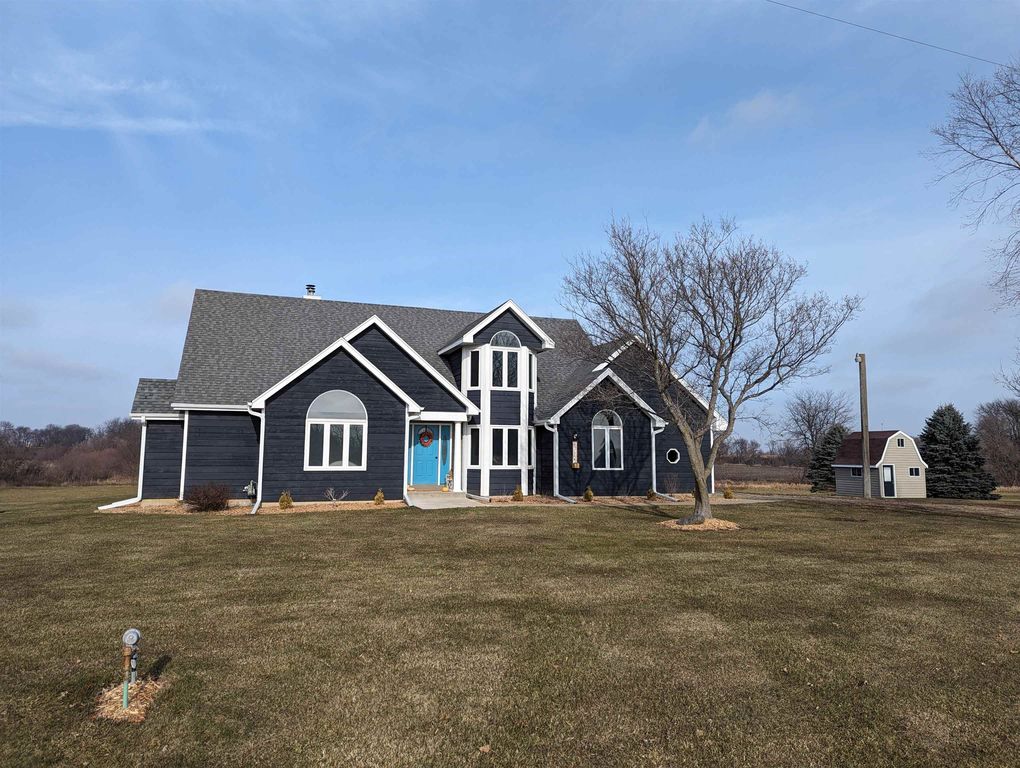 8712 E Kelly Rd, German Valley, IL 61039 Trulia