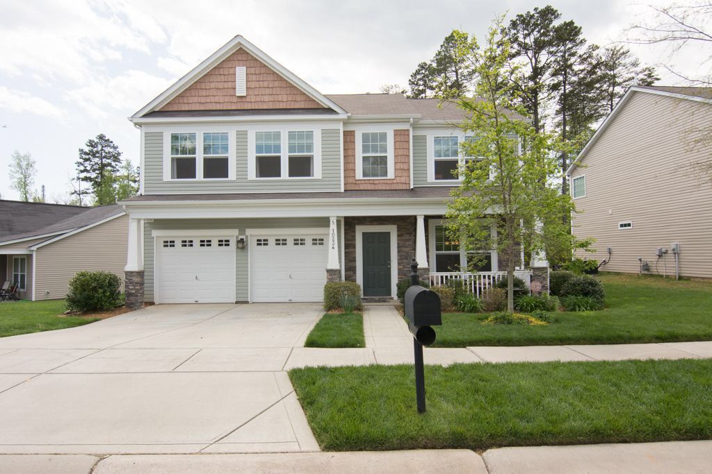 10234 Broken Stone Ct, Charlotte, NC 28214