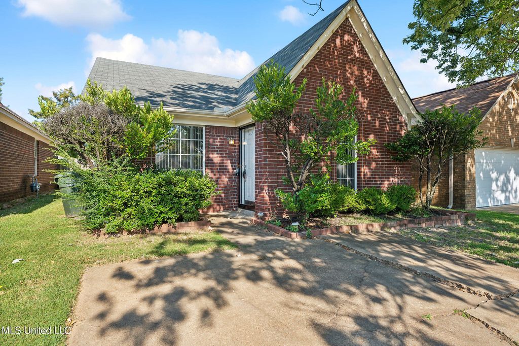 7161 Lynnease Dr, Southaven, MS 38671