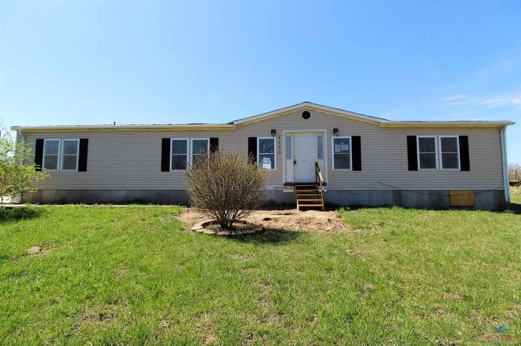 1173 NE 15, Knob Noster, MO 65336 Trulia