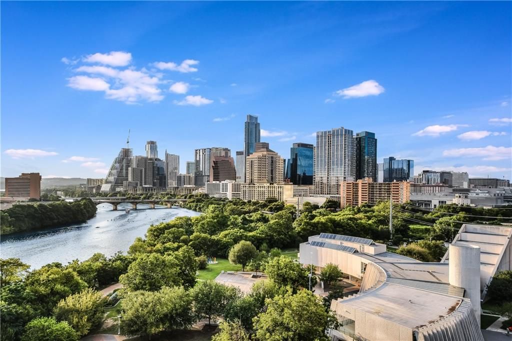 54 Rainey St #1222, Austin, TX 78701