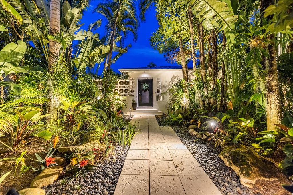 4271 Alton Rd, Miami Beach, FL 33140