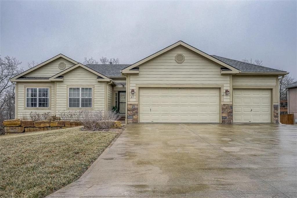 811 N Walnut St, Lone Jack, MO 64070 Trulia