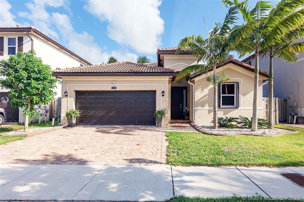 11866 SW 253rd Ter, Homestead, FL 33032