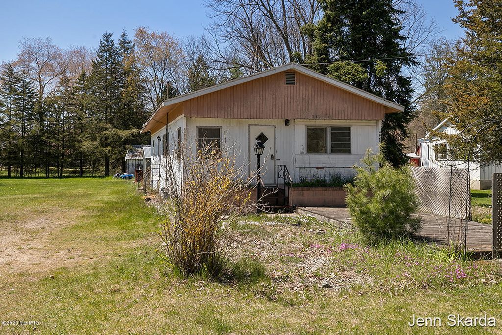 4825 S Croton Hardy Dr, Newaygo, MI 49337 Trulia