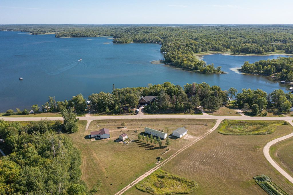41415 County Road 126, Detroit Lakes, MN 56501