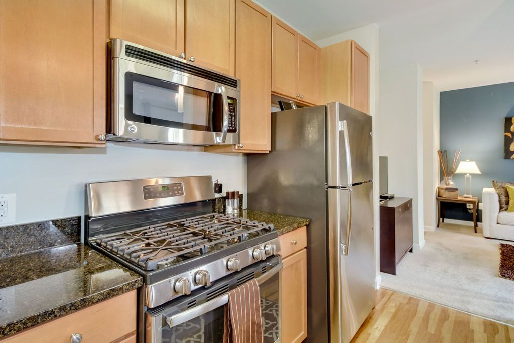 2109 Piney Branch Cir, Hanover, MD 21076