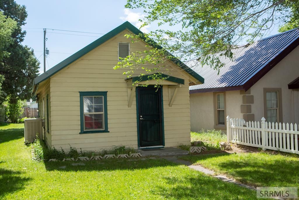 740 NE Main St, Blackfoot, ID 83221 Trulia