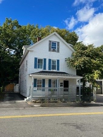 44 Canterbury St, Worcester, MA 01610