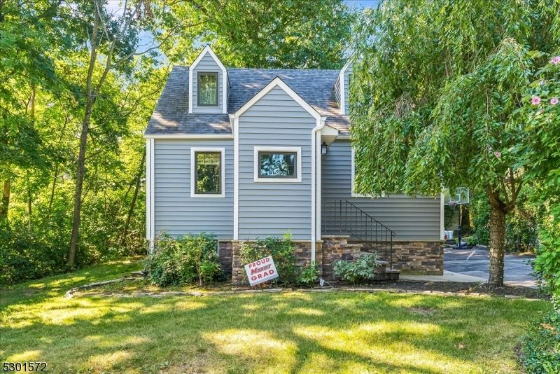 95 Algonquin Ave, Lincoln Park, NJ 07035 SingleFamily Home for Sale