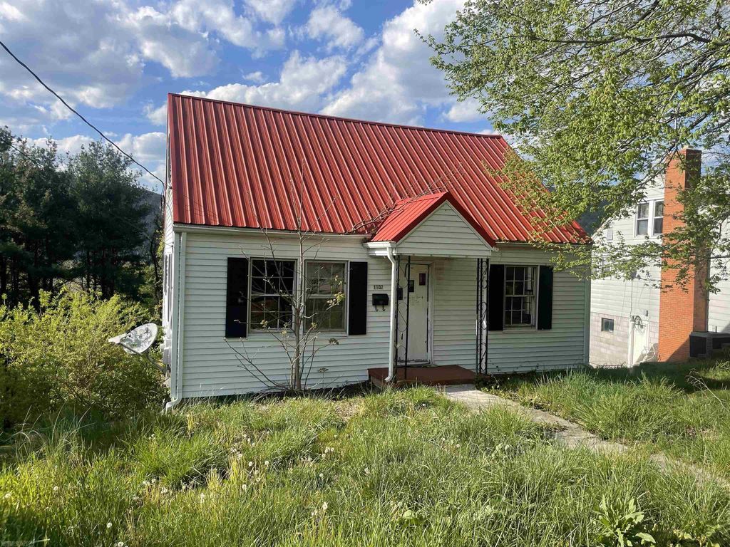 1107 Wolf St, Narrows, VA 24124 Trulia