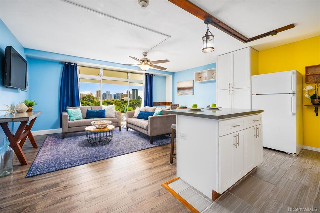 1511 Nuuanu Ave #523, Honolulu, HI 96817