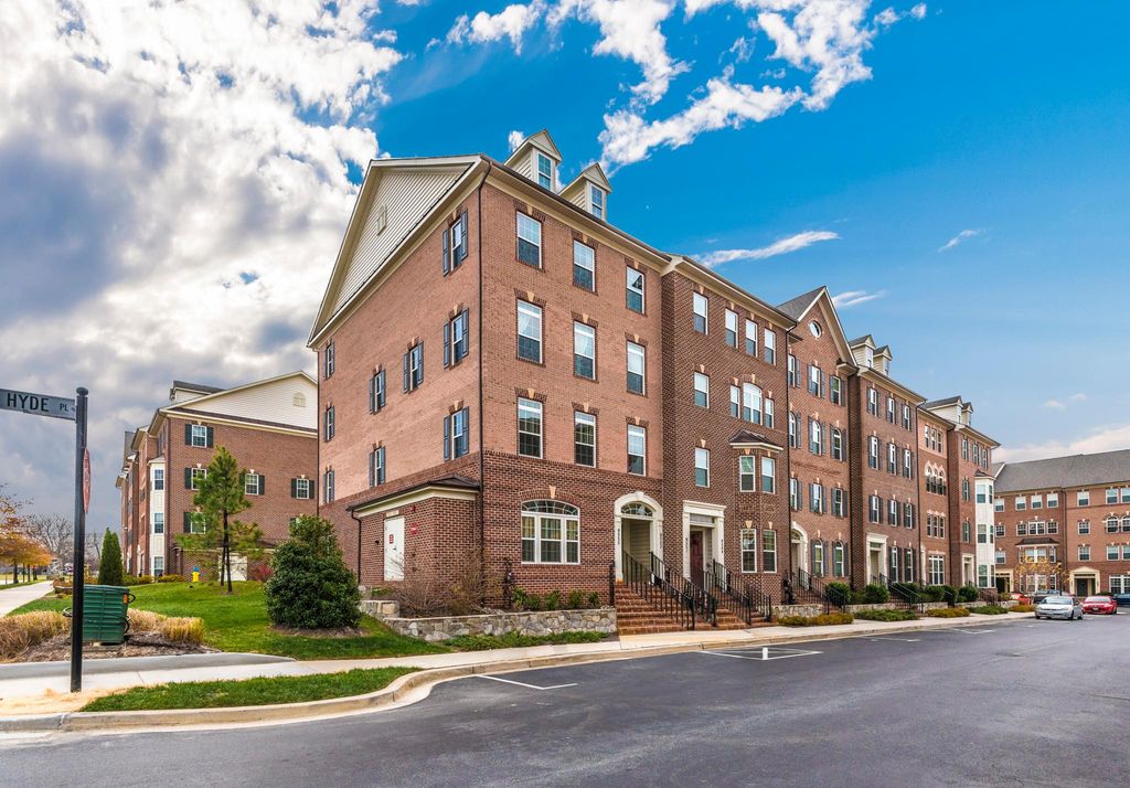 9553 Hyde Pl, Frederick, MD 21704