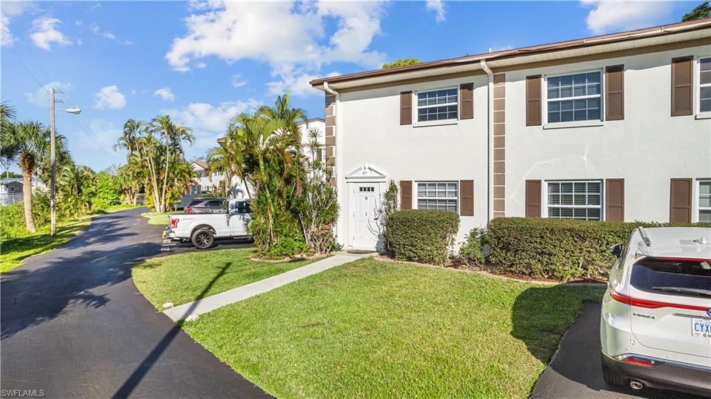 7025 New Post Dr #1, North Fort Myers, FL 33917