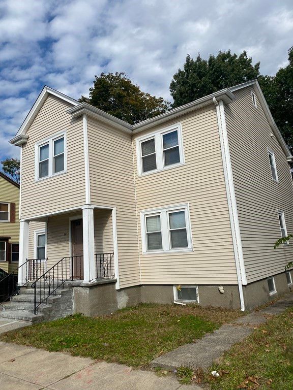 20 Gallivan Blvd, Dorchester, MA 02124