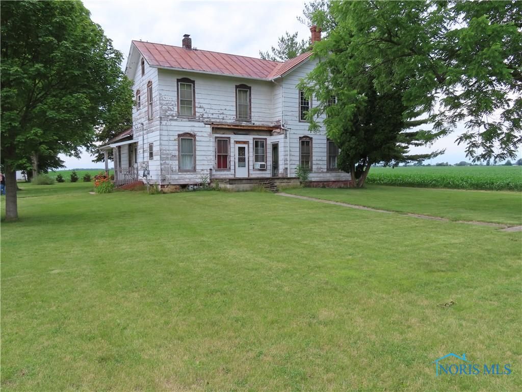 301 N  Lincoln St, West Unity, OH 43570