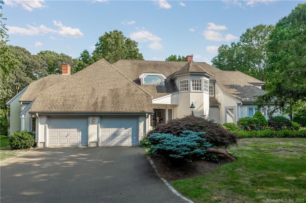87 Randi Dr, Madison, CT 06443