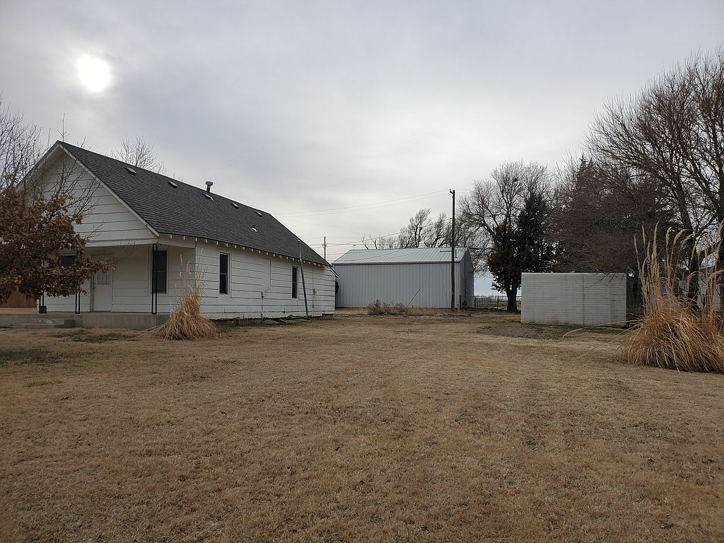 201 Gardner St, Pratt, KS 67124
