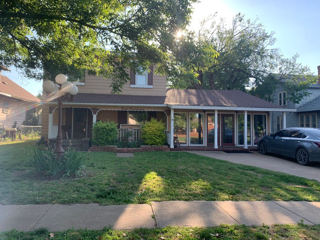 817 5th St, Alva, OK 73717