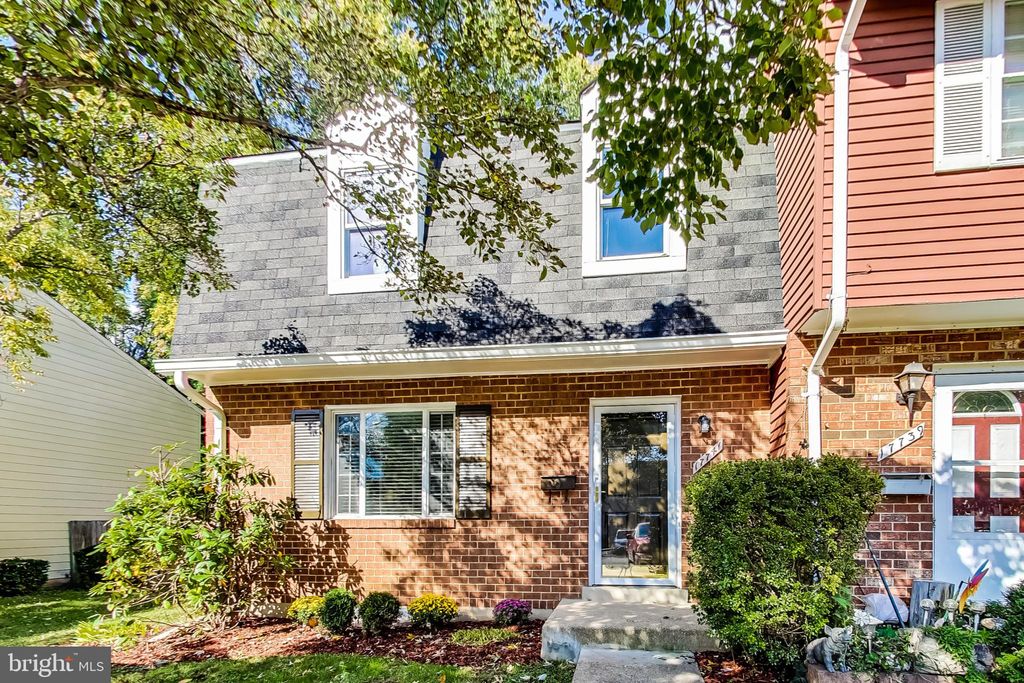 17741 Larchmont Ter, Gaithersburg, MD 20877