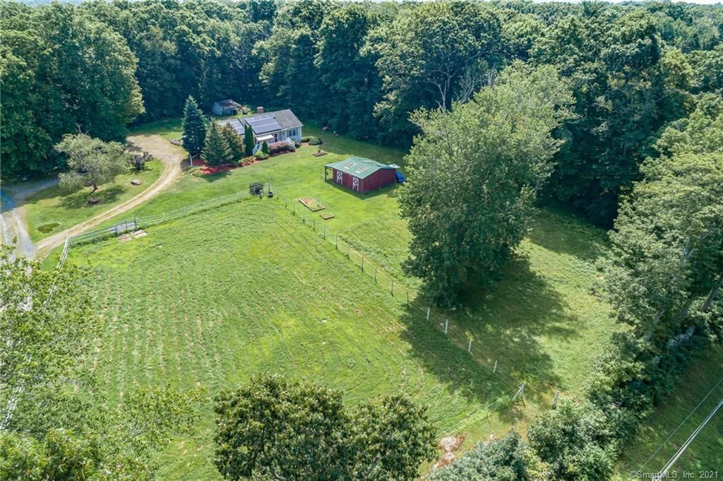 110 Pudding Hill Rd, Scotland, CT 06247