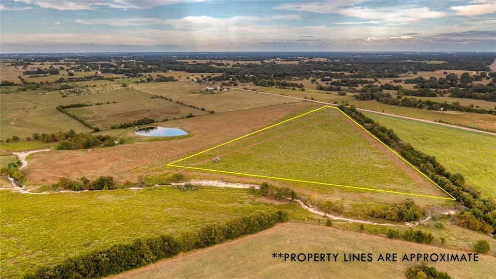 1 Harrisburg Rd, Brenham, TX 77833