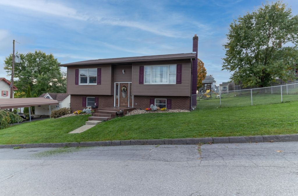 610 Charles St, Houtzdale, PA 16651