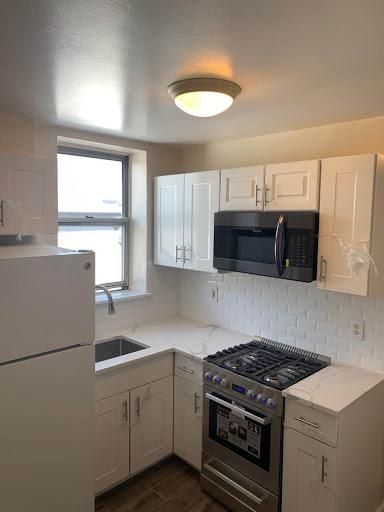 4306 Kennedy Blvd #10, Union City, NJ 07087