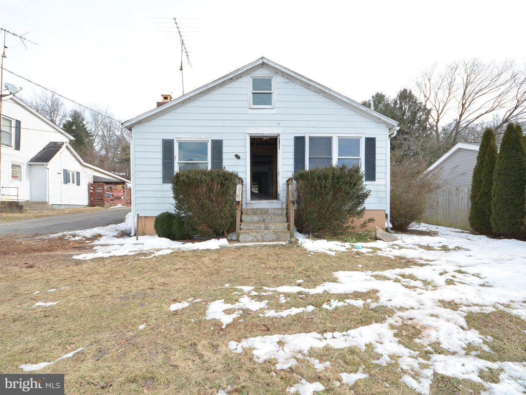 1601 Ridge Rd, Westminster, MD 21157