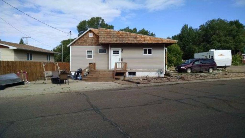 235 2nd St N, Glasgow, MT 59230 Trulia