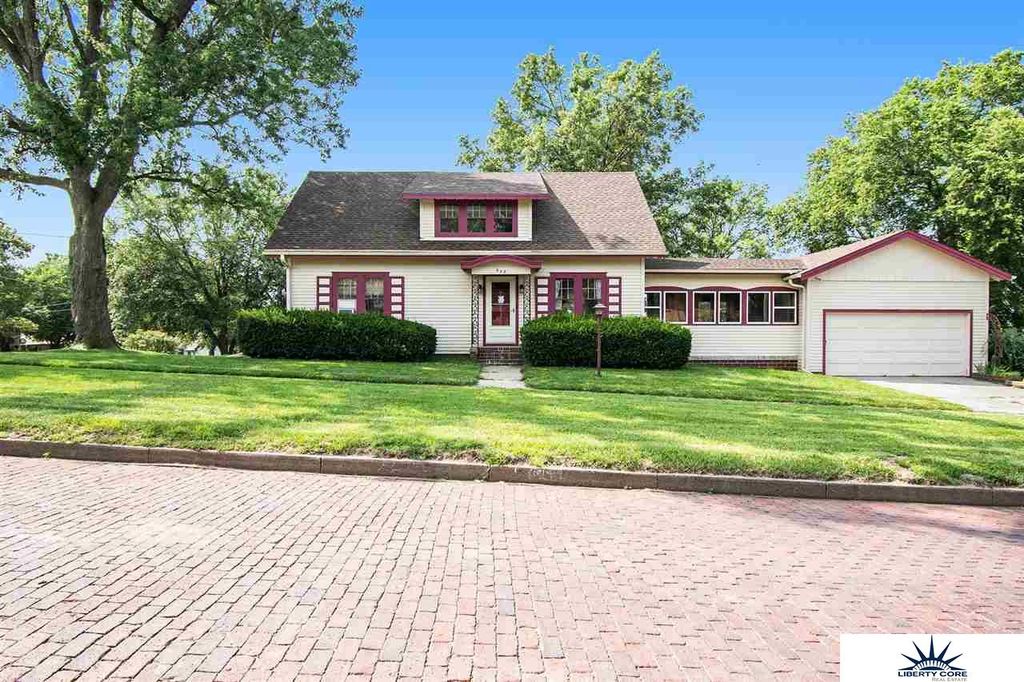 643 E Sherman St, West Point, NE 68788 MLS 22116754 Trulia