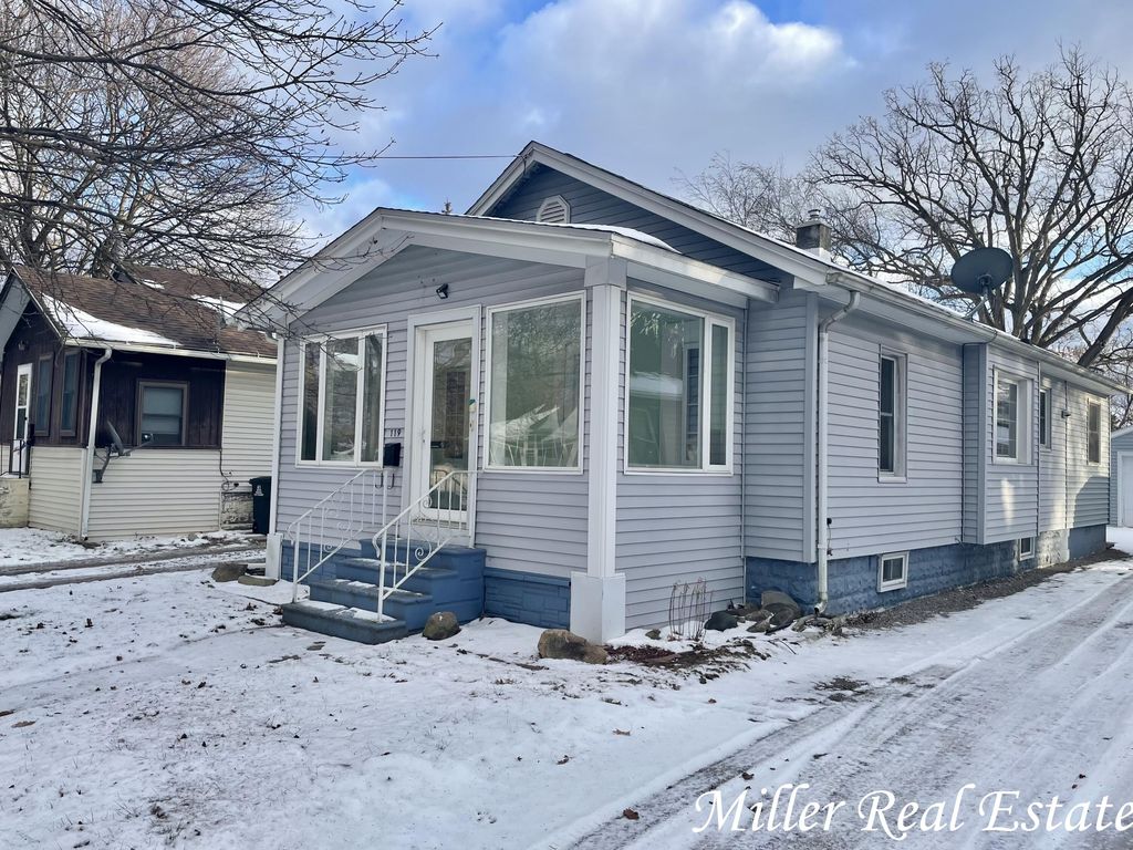 119 Austin Ave, Jackson, MI 49202