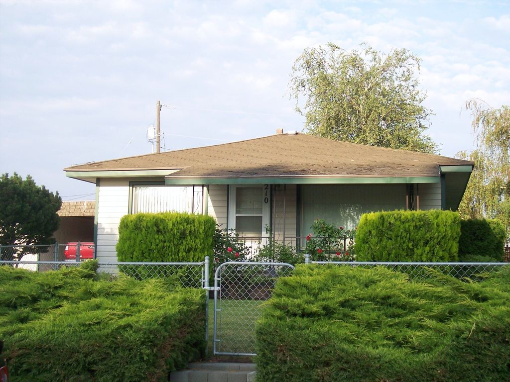 210 W 8th St, Warden, WA 98857 Trulia