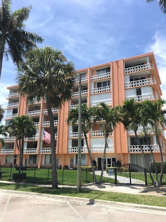 15 S Golfview Rd #201, Lake Worth, FL 33460