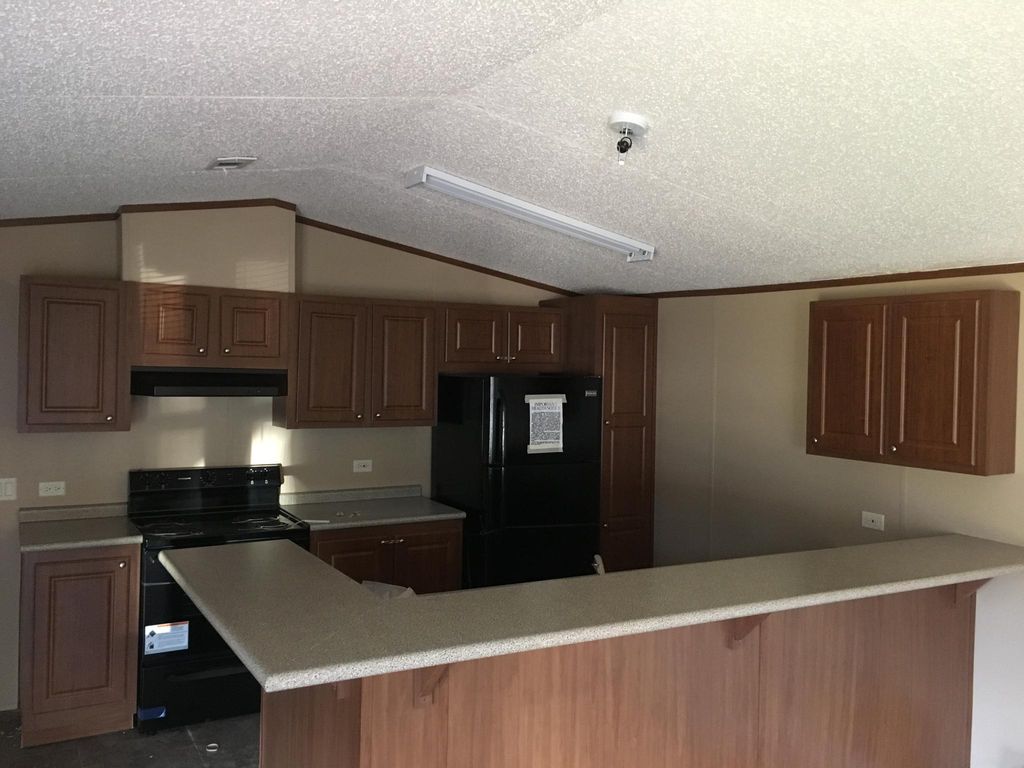 225 Lone Star Rd #3, Bogart, GA - 2 Bed, 2 Bath Apartment - 6 Photos